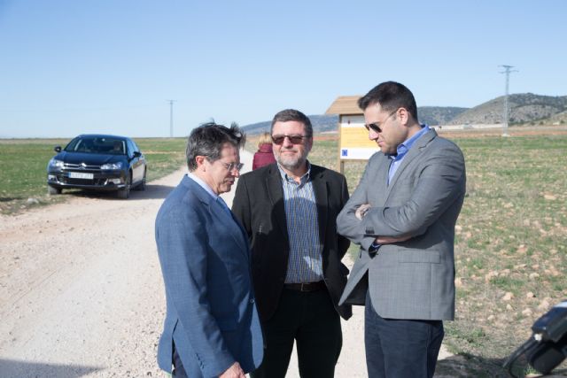 Comienzan las obras de la primera fase del plan de mejora de caminos rurales, con actuaciones en cuatro vías de Caravaca - 1, Foto 1