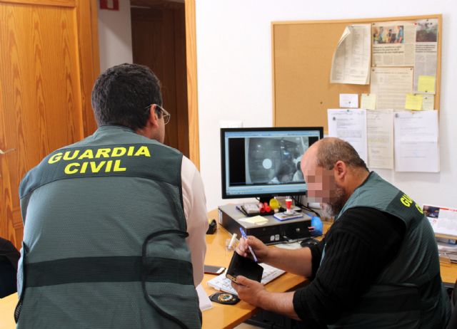 La Guardia Civil esclarece un robo con violencia con el empleo de fármacos - 1, Foto 1