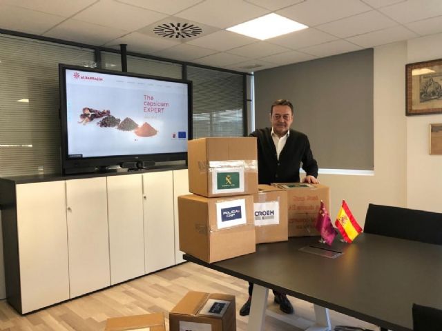 CROEM dona 4.000 mascarillas a Guardia Civil y Policía Nacional - 1, Foto 1