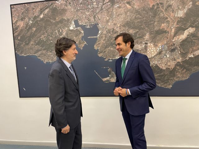 El Consejo de Administración nombra a Fernando Muñoz como nuevo director de la Autoridad Portuaria en sustitución de Fermín Rol - 2, Foto 2