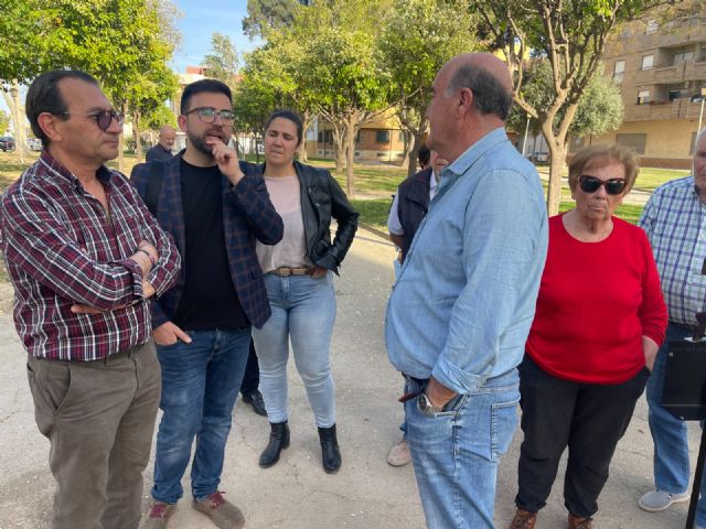 El ayuntamiento presenta el proyecto de reconceptualización del parque de la Constitución - 1, Foto 1