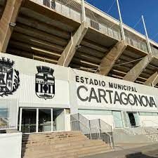 Manuel Torres Noelia Arroyo pretende burlarse de los veteranos del Efesé y de la historia del FC Cartagena - 3, Foto 3