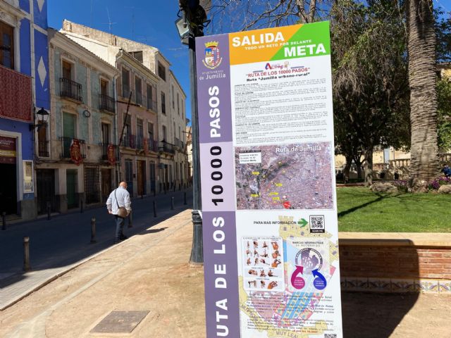 El Ayuntamiento presenta la ruta del Casco Antiguo y Castillo que forma parte del Programa Escuelas Activas - 3, Foto 3