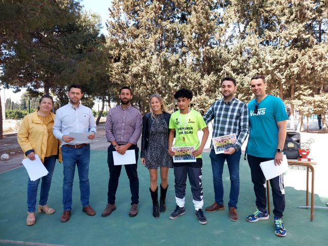 Los jugadores del IES Gerardo Molina de Torre Pacheco quedan campeones de la Región de Murcia de fútbol sala juvenil masculino - 4, Foto 4