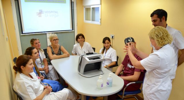 Curso para una correcta higiene de manos entre profesionales sanitarios, Foto 1