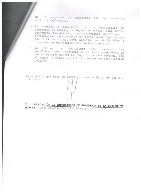 Los empresarios del porcino demandan a dos concejales de IU de Lorca por sus declaraciones en torno a los purines - 5, Foto 5