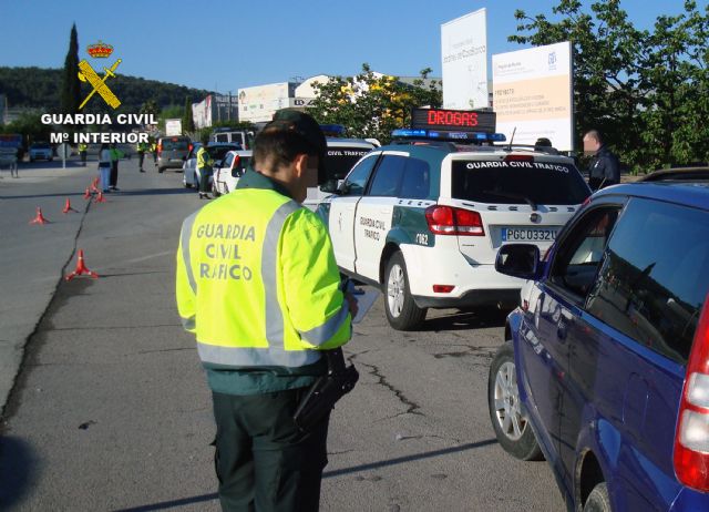 La Guardia Civil despliega un amplio dispositivo de verificación de alcoholemia y droga durante el puente de mayo - 5, Foto 5