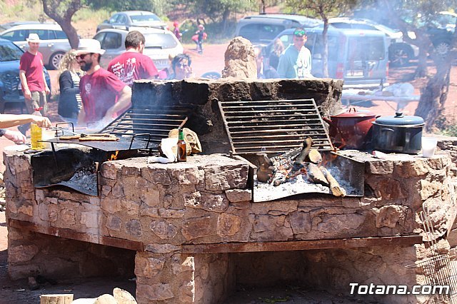 Se pueden realizar fuegos en las barbacoas habilitadas en Sierra Espuña exclusivamente hasta el 30 de mayo, Foto 1