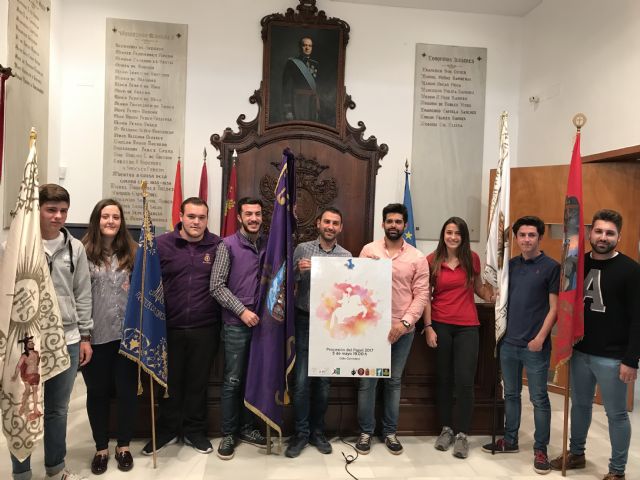 Más de un millar de niños y niñas lorquinos participarán el próximo viernes en la XVIII edición de la Procesión del Papel - 2, Foto 2