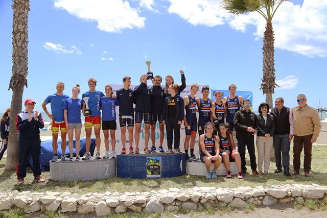 Tres triatletas murcianos se proclaman Campeones Universitarios junto a la UCAM - 2, Foto 2