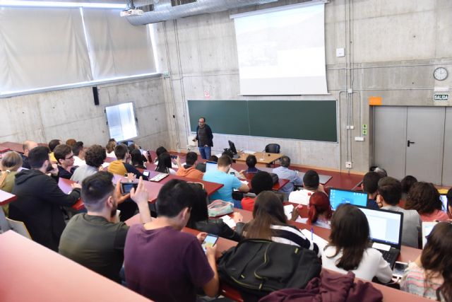 La arqueología industrial nos permite reconstruir la relaciones, fundamentalmente sociales, que definen el trabajo - 2, Foto 2