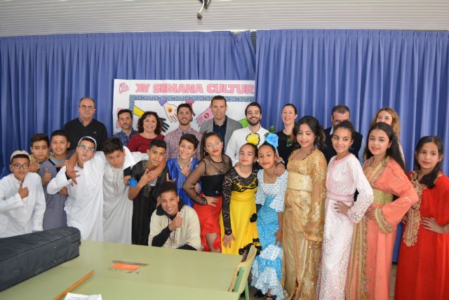El colegio Ramón y Cajal celebra su XV Semana Cultural - 1, Foto 1