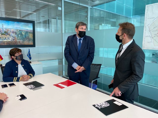 La Concejalía de Comercio de Torre Pacheco se reúne con el nuevo Director General en el Consistorio - 4, Foto 4