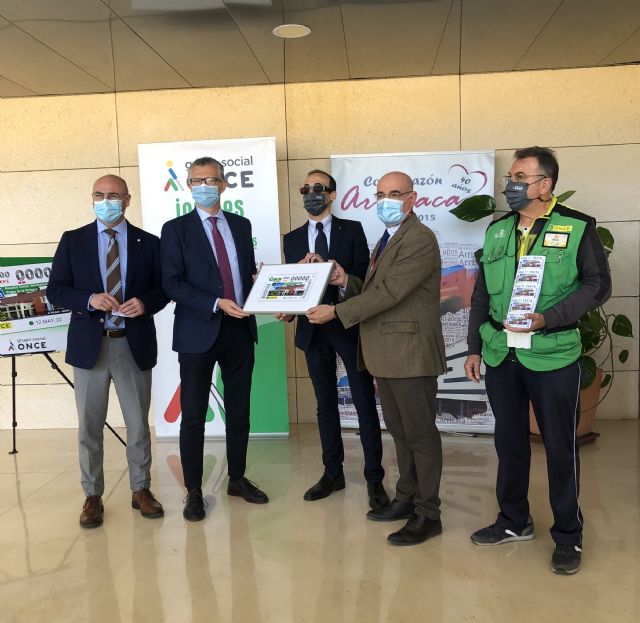 La ONCE comercializará el 12 de mayo un cupón dedicado al hospital virgen de la Arrixaca - 1, Foto 1
