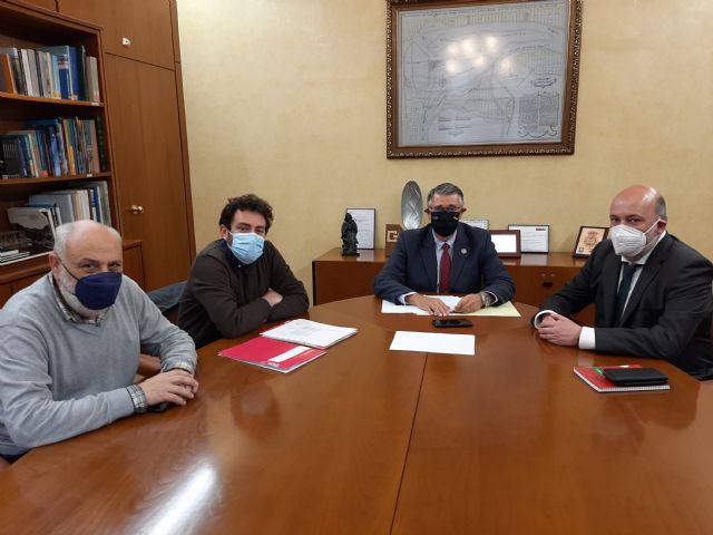 Urrea ha mantenido una reunión de trabajo con el Director General de Patrimonio Cultural de la CARM - 2, Foto 2