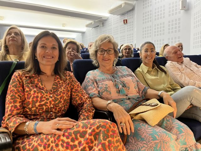 La Asociación de Amas de Casa inicia los actos de su 50° Aniversario con varios sketch de teatro - 2, Foto 2