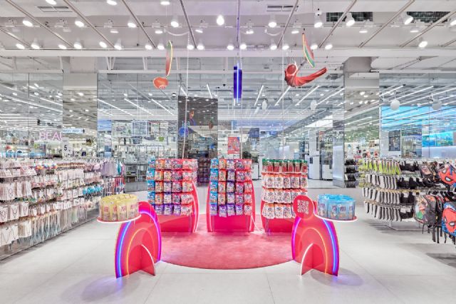 Fini Golosinas cierra un acuerdo comercial con la cadena textil Lefties - 2, Foto 2