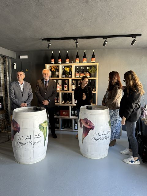 El alcalde visita Bodegas Madrid Romero - 4, Foto 4