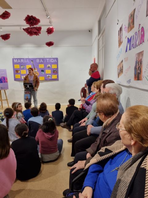 La Casa de la Cultura acoge hasta el 19 de mayo la exposición 'Mujeres escribiendo historias' - 5, Foto 5