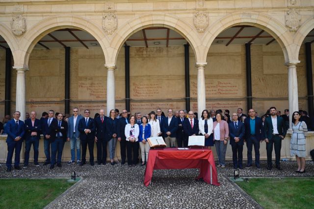 La UMU celebra la toma de posesión de profesorado titular y catedrático - 1, Foto 1