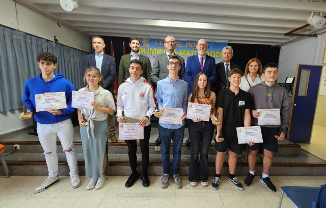 95 alumnos de 35 centros educativos participan en la final de la XXXIV Olimpiada Matemática del IES El Bohío - 1, Foto 1