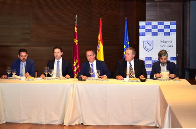 Teodoro García y Francisco Bernabé, candidatos al Congreso por el PP de Murcia, son optimistas ante el fragmentado escenario político previsto para las Elecciones del 26 J - 1, Foto 1