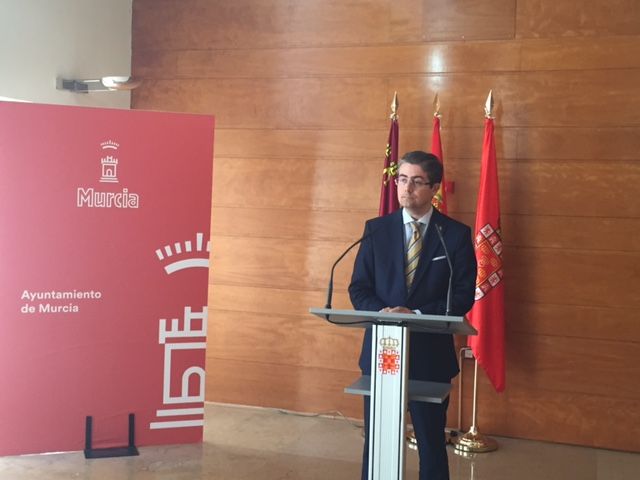 Comienzan las obras de restauración de la fachada del Palacio Almudí - 1, Foto 1