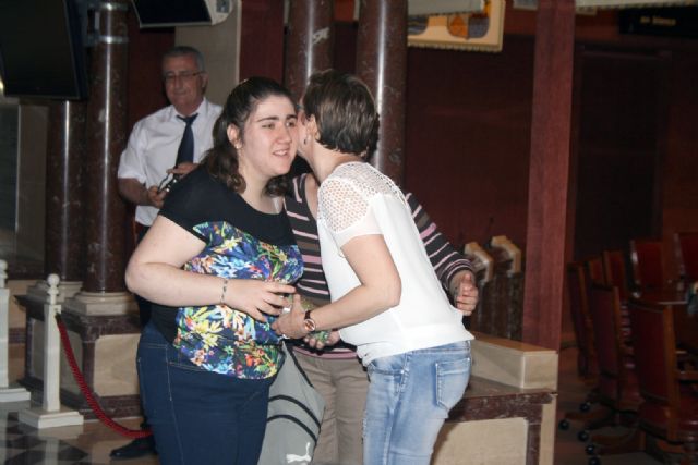 Los Centros de día para la Discapacidad de Totana realizan una visita guiada a la sede de la Asamblea Regional en Cartagena, Foto 8