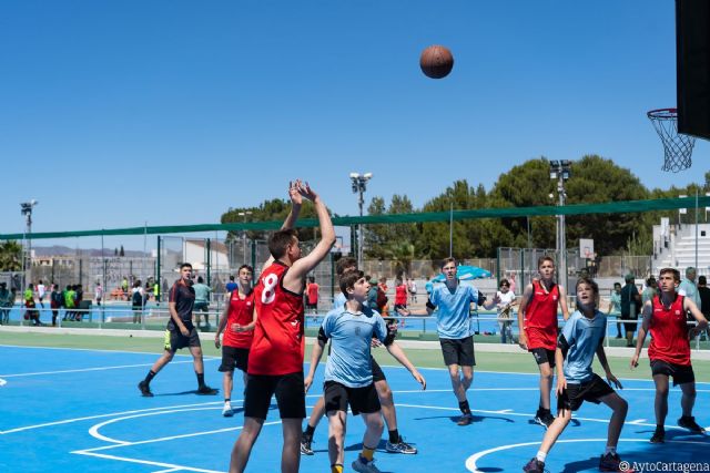 Más de un millar de jóvenes midieron sus fuerzas en los XIX Juegos Intersalesianos - 1, Foto 1