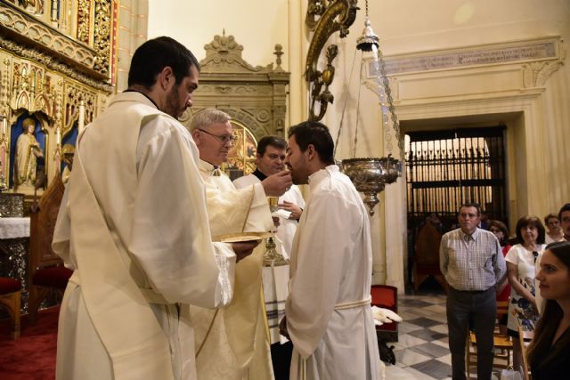 na“Que nada ni nadie os impida llegar a Dios”, Mons. Lorca a los adultos que recibieron ayer los sacramentos de iniciación cristiana - 4, Foto 4