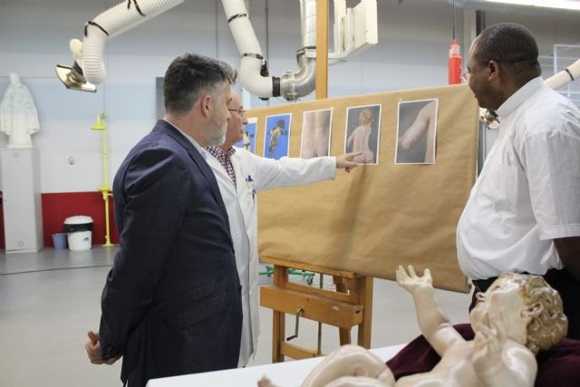 Cultura restaura la talla del Niño Jesús de la iglesia de Era Alta realizada por Salzillo - 1, Foto 1
