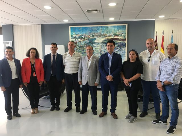 La consejería de Fomento y el Ayuntamiento de San Javier firman un convenio de apoyo a los taxistas de San Javier que recibirán una ayuda de 180.000 euros - 3, Foto 3