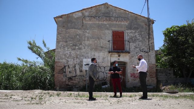 El PSOE acusa al PP de mentir al vender como foco de interés turístico el Molino de Batán, convertido en un vertedero - 2, Foto 2