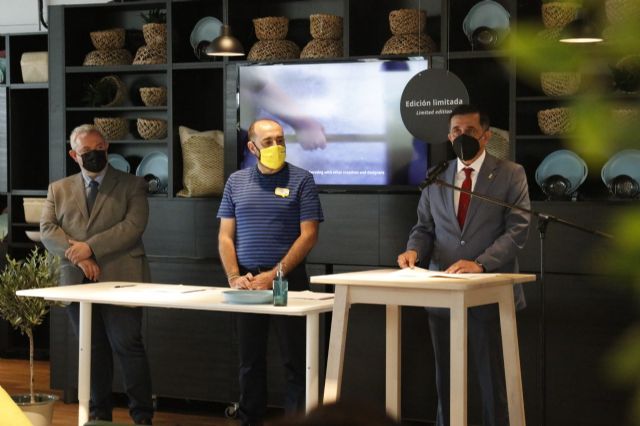 40 familias inmigrantes monoparentales mejorarán su empleabilidad gracias a un convenio entre el Ayuntamiento e Ikea - 1, Foto 1