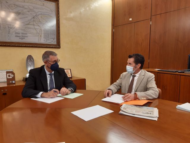 Mario Urrea ha mantenido una reunión de trabajo con Mario Gomez - 1, Foto 1