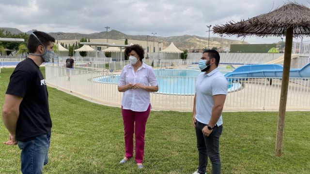El Ayuntamiento de Puerto Lumbreras ofrece una nueva programación de cursos de natación en las piscinas de verano - 1, Foto 1