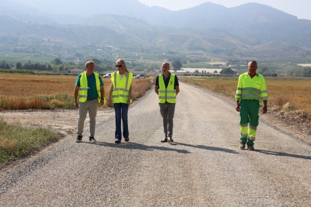 El Ayuntamiento invierte 650.000 euros en la mejora de ocho nuevos caminos pblicos, Foto 2