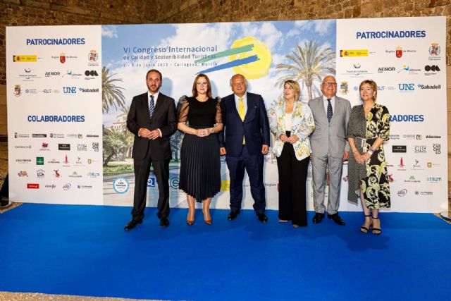 Isabel Franco asiste a la cena gala del Congreso Internacional de Calidad Turística - 1, Foto 1