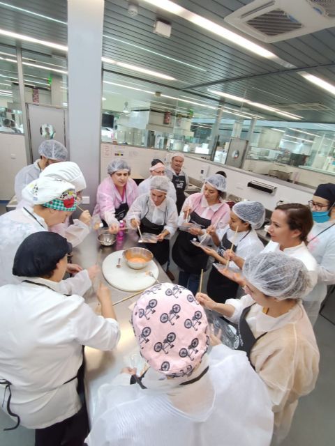 250 personas participan en los 20 talleres del ciclo 'Gastrojueves' realizados desde inicio de año - 1, Foto 1