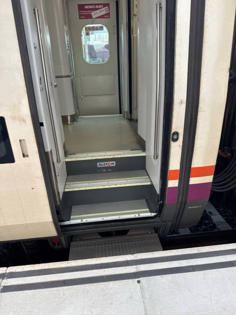 MC denuncia la falta de accesibilidad en el tren que da servicio entre Cartagena y Murcia - 1, Foto 1