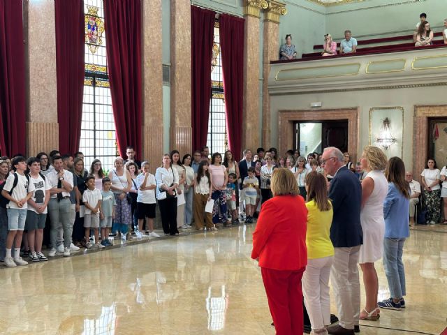 El Ayuntamiento reconoce la implicación ambiental de los centros educativos del municipio - 5, Foto 5