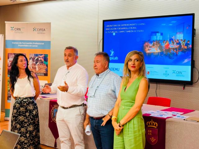 El CIFEA de Lorca acoge la presentación de los resultados de Zagalab, un proyecto para potenciar el emprendimiento juvenil y la innovación rural - 4, Foto 4