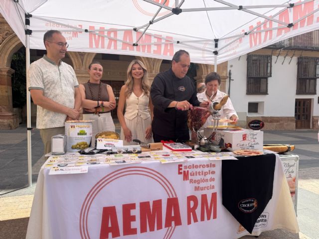 La Alameda de la Constitución de Lorca acogerá este viernes una nueva edición del Encuentro Solidario de Cortadores de Jamón en apoyo a AEMA Región de Murcia - 4, Foto 4