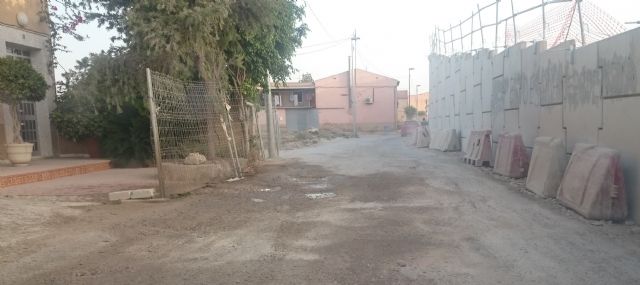 Ahora Murcia denuncia el pésimo estado del antiguo camino de Tiñosa debido al paso diario de camiones de gran tonelaje - 2, Foto 2