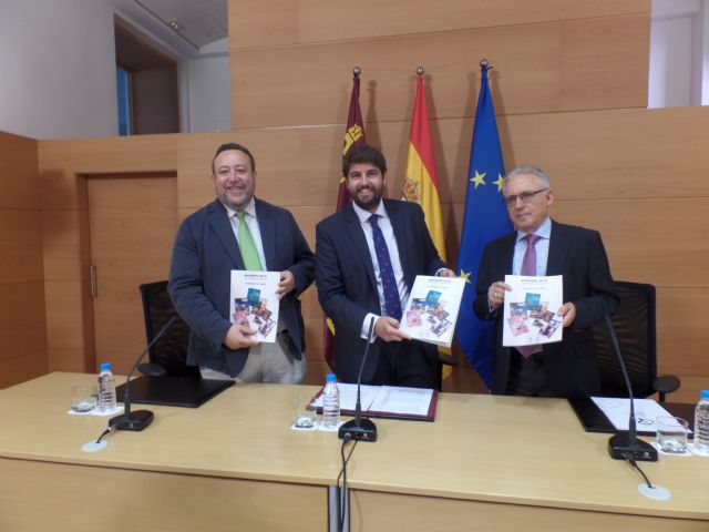 El Anuario que edita el Colegio de Periodistas cumple las bodas de plata con una edición renovada en estructura y contenidos - 2, Foto 2