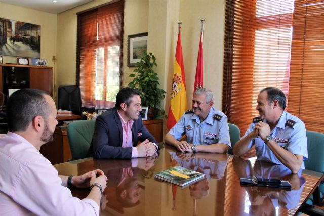 Despedida del Coronel Jefe de la Base Aérea de Alcantarilla y presentación de su relevo - 3, Foto 3