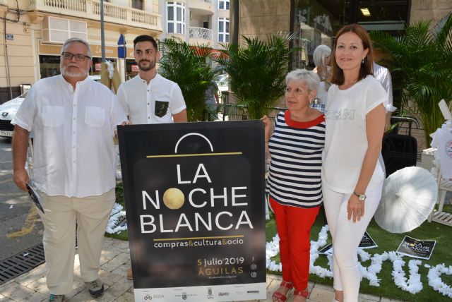 102 comercios participan en una nueva edición de la Noche Blanca - 1, Foto 1