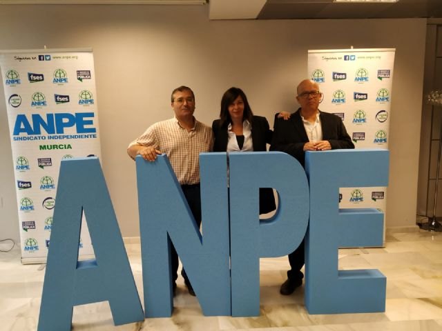 ANPE Murcia se reúne con la consejera de educación para tratar cómo volvemos al cole, Foto 2
