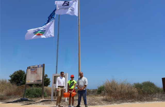Las playas de San Pedro del Pinatar cuentan este verano con 4 banderas Q y 3 azules - 2, Foto 2