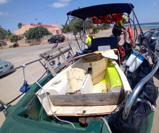 El Gobierno regional exige a Capitanía Marítima que incremente la vigilancia que evite el fondeo ilegal en el entorno de la Isla del Ciervo - 3, Foto 3